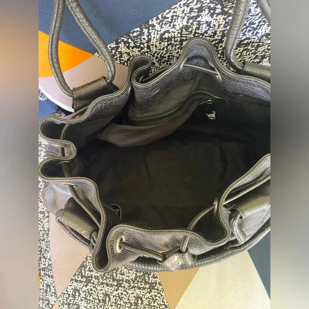 Kenneth Cole New York Black Pebbled Leather Hobo Bag - Excellent Used Condition